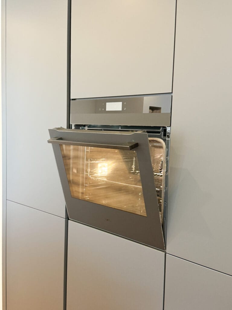 backofen-kuechenbauer-aeg2