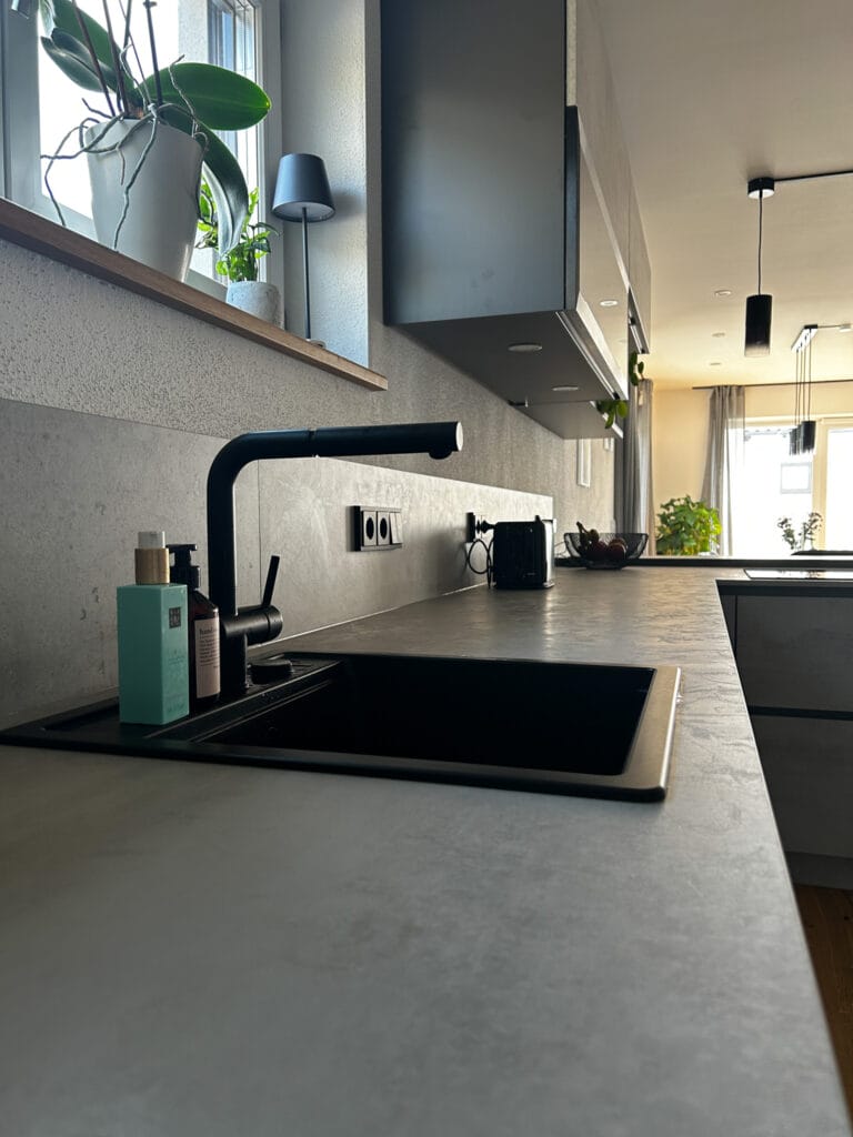 beton-schubladenoptik-kueche7