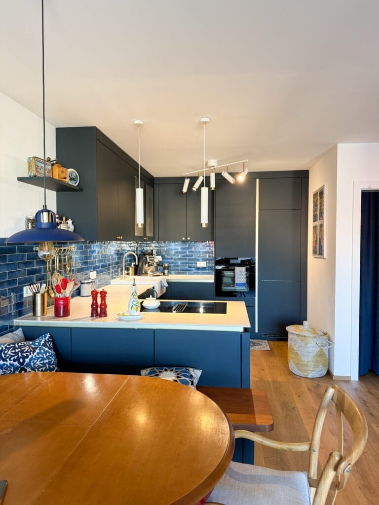 blaue-moderne-kuechenfront-matt6
