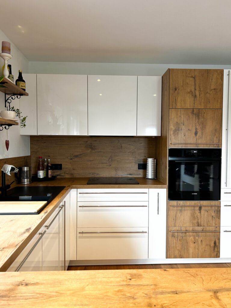 helle-holzkueche-mit-griff10