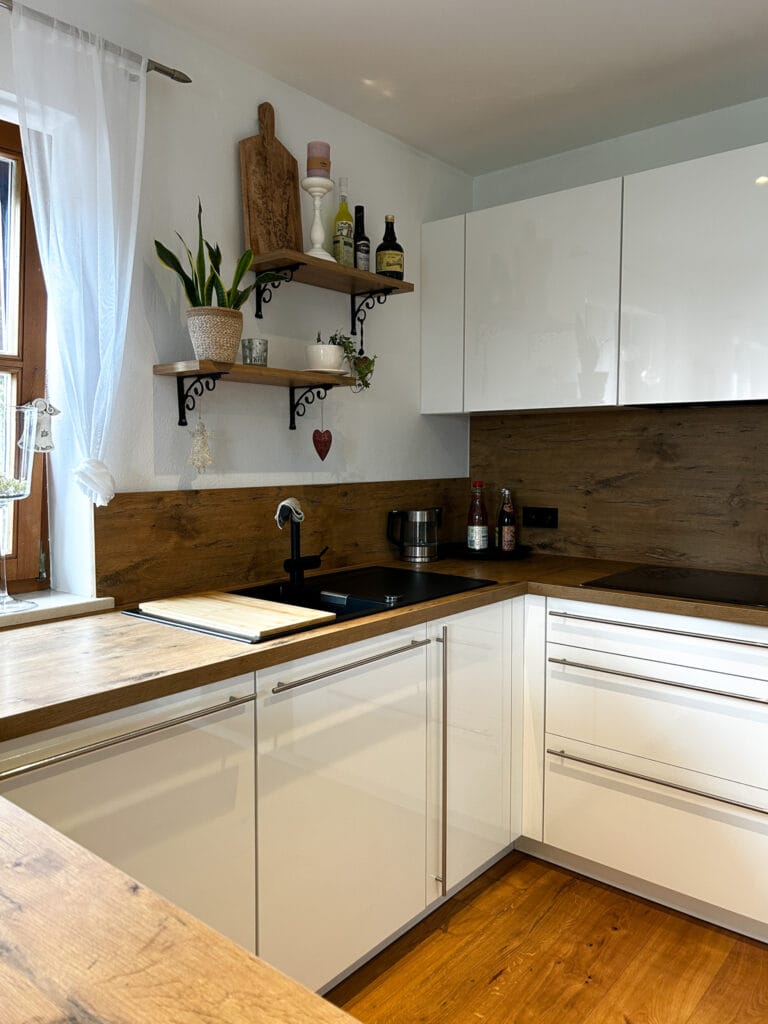 helle-holzkueche-mit-griff6
