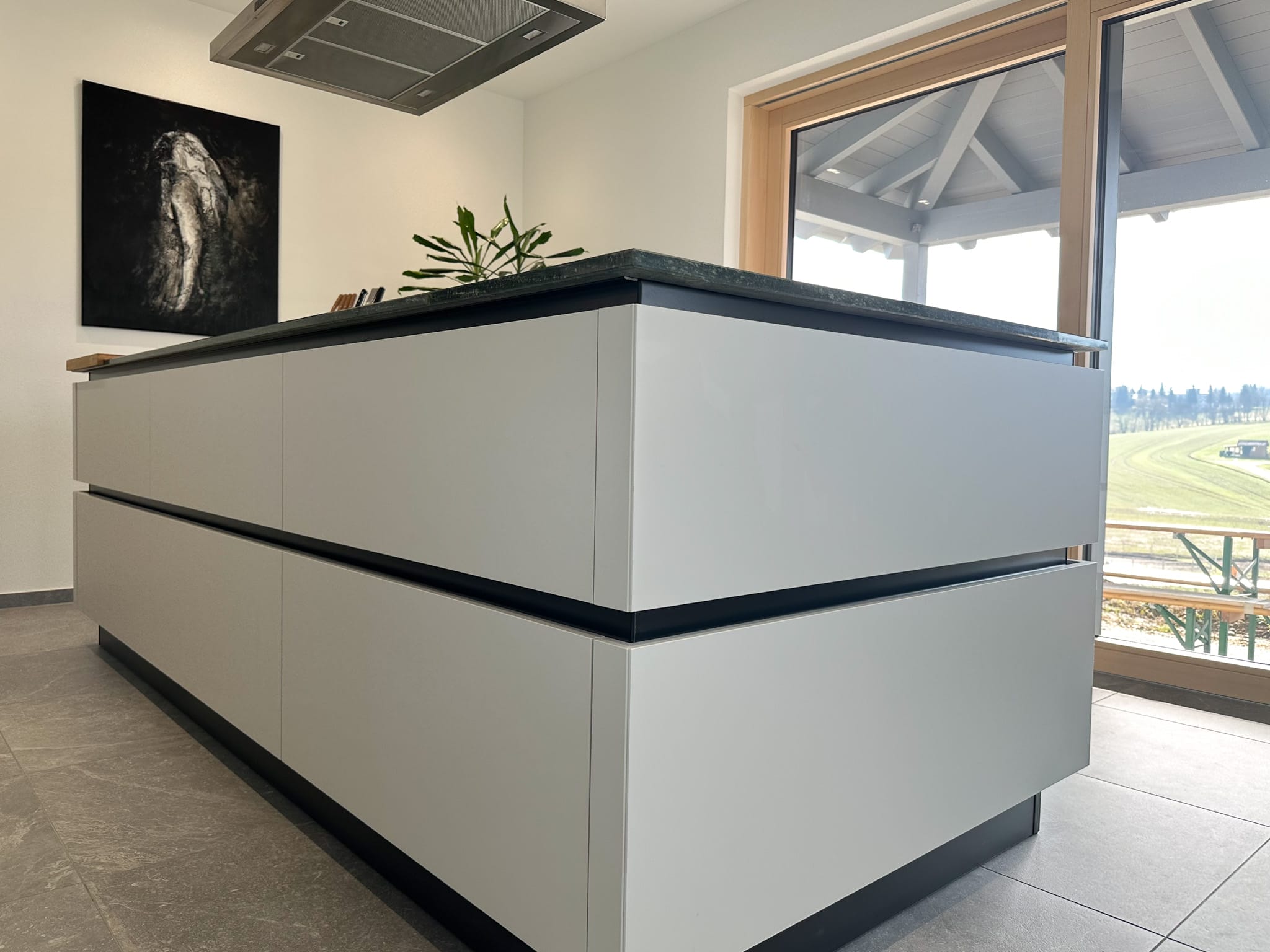 kueche-modern-hell-stein6